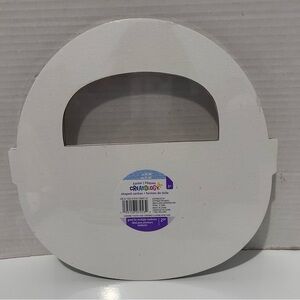 Creatology 2 pc Easter basket shaped canvas